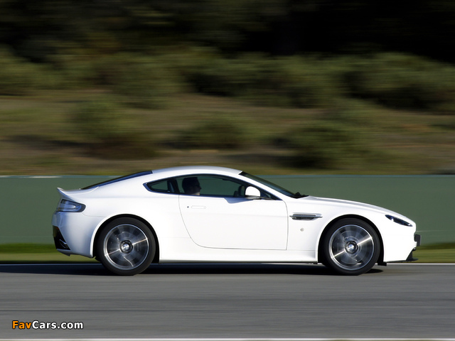 Aston Martin V8 Vantage S (2011) pictures (640 x 480)