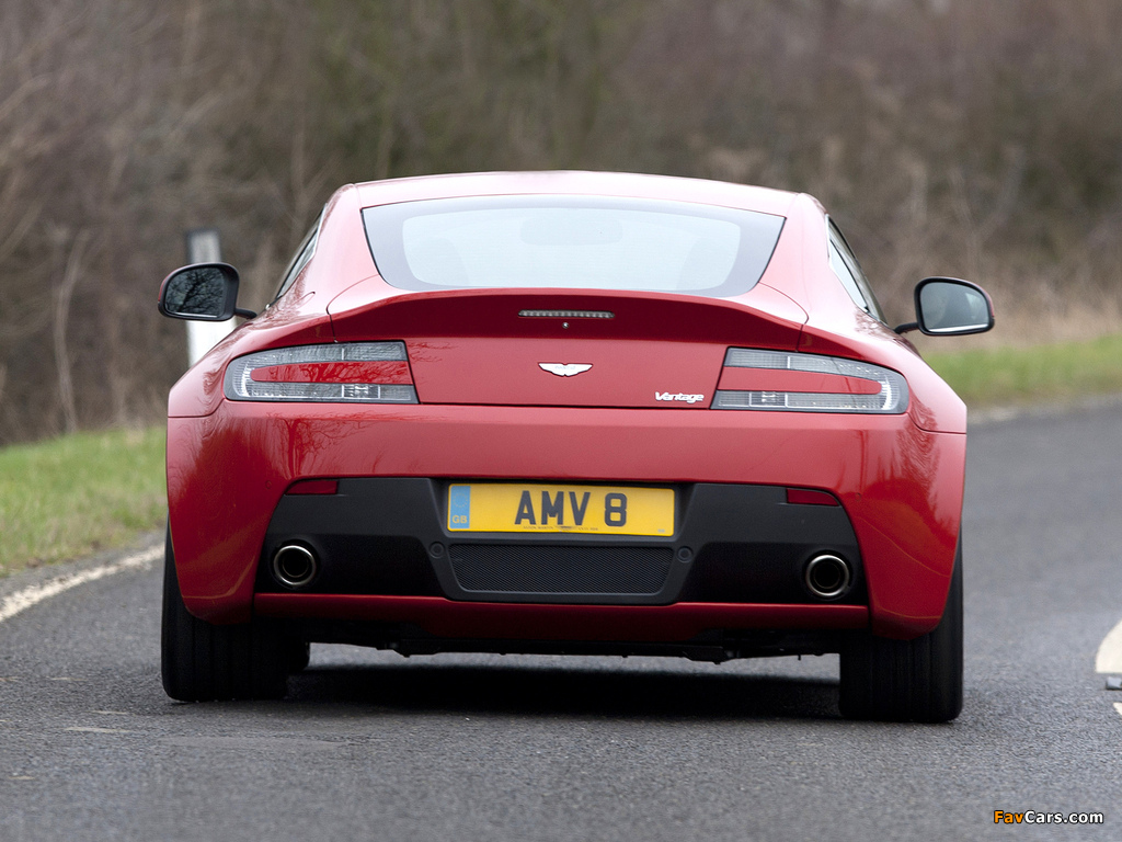 Aston Martin V8 Vantage UK-spec (2012) pictures (1024 x 768)