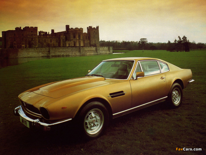 Aston Martin V8 Saloon (1972–1989) pictures (800 x 600)