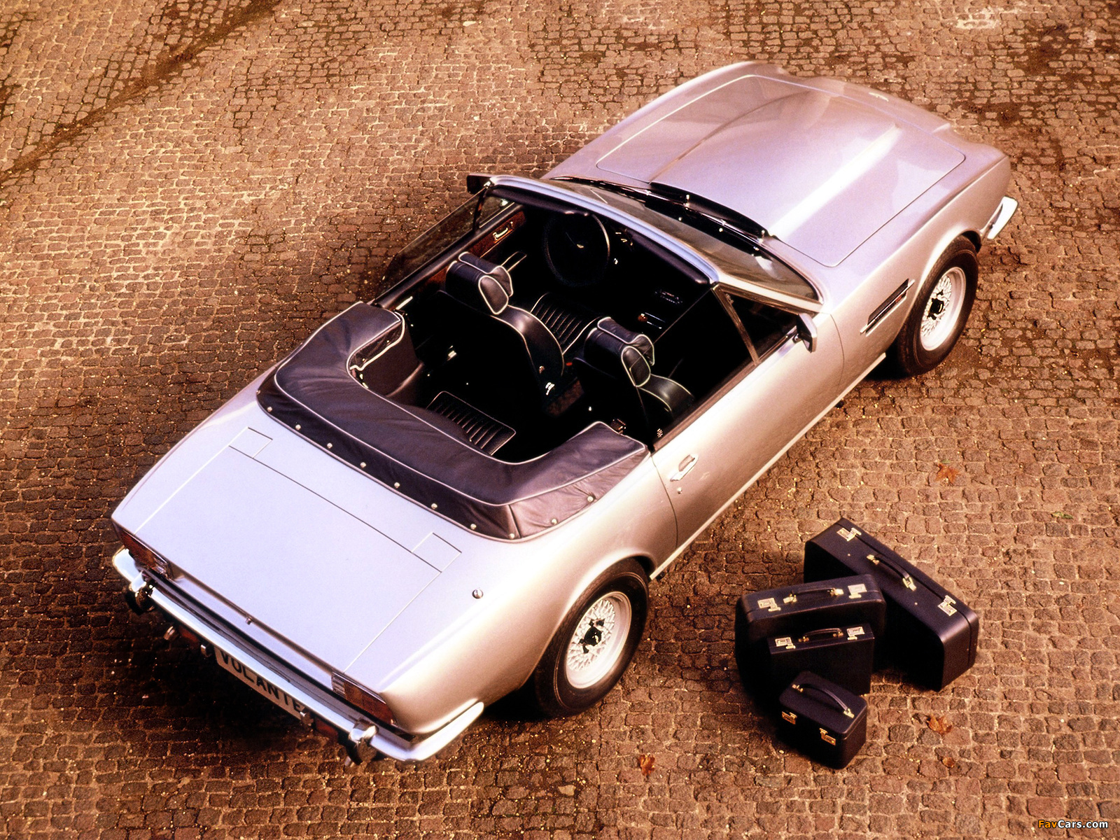 Aston Martin V8 Volante (1977–1989) wallpapers (1600 x 1200)