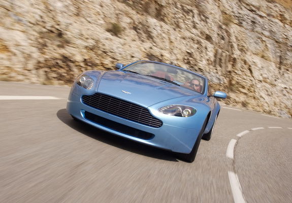 Aston Martin V8 Vantage Roadster (2006–2008) images