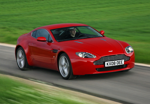 Aston Martin V8 Vantage (2008–2012) images