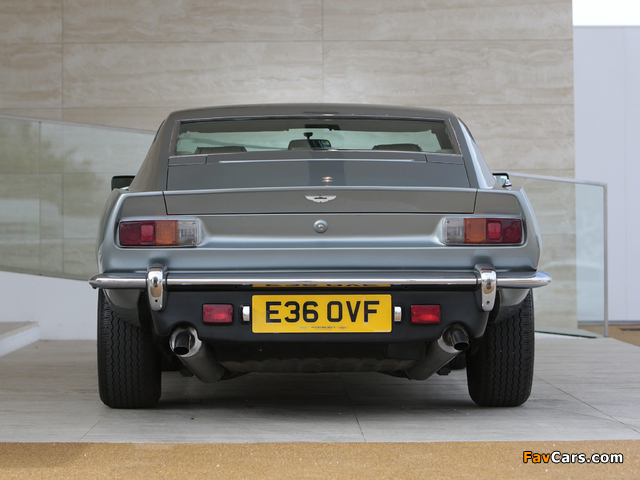 Images of Aston Martin V8 Saloon (1972–1989) (640 x 480)