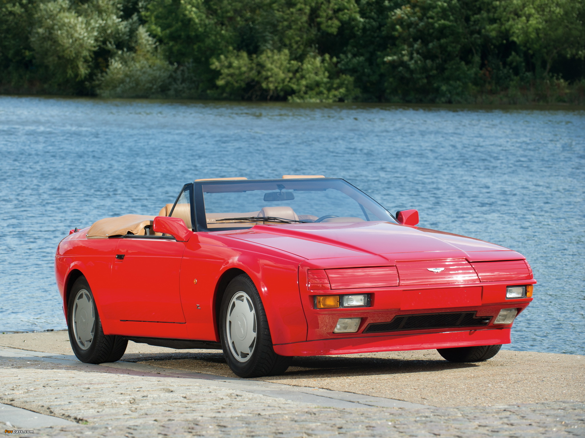 Images of Aston Martin V8 Volante Zagato (1988–1990) (2048 x 1536)