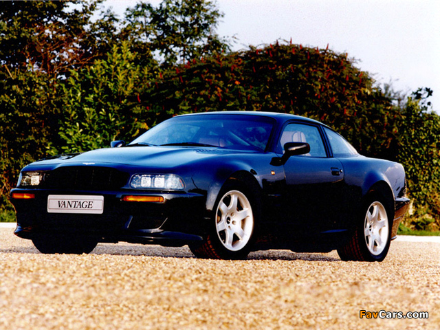 Images of Aston Martin V8 Vantage (1993–1999) (640 x 480)