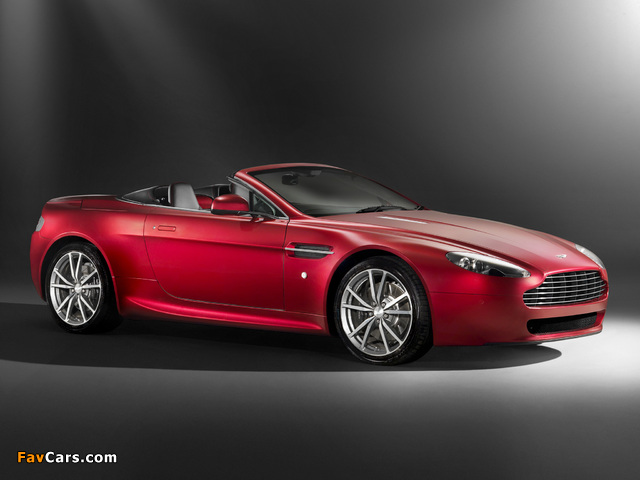 Images of Aston Martin V8 Vantage Roadster UK-spec (2008–2012) (640 x 480)