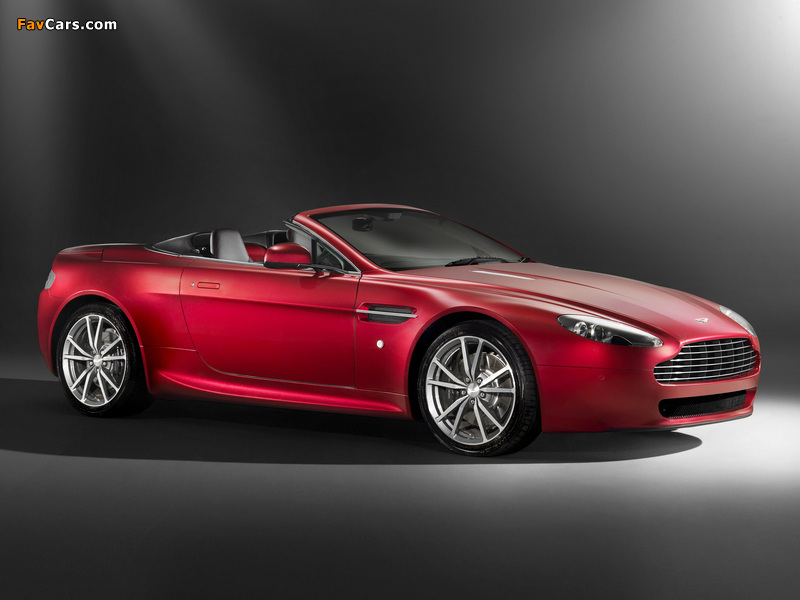 Images of Aston Martin V8 Vantage Roadster UK-spec (2008–2012) (800 x 600)