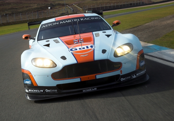 Images of Aston Martin V8 Vantage GTE (2012)