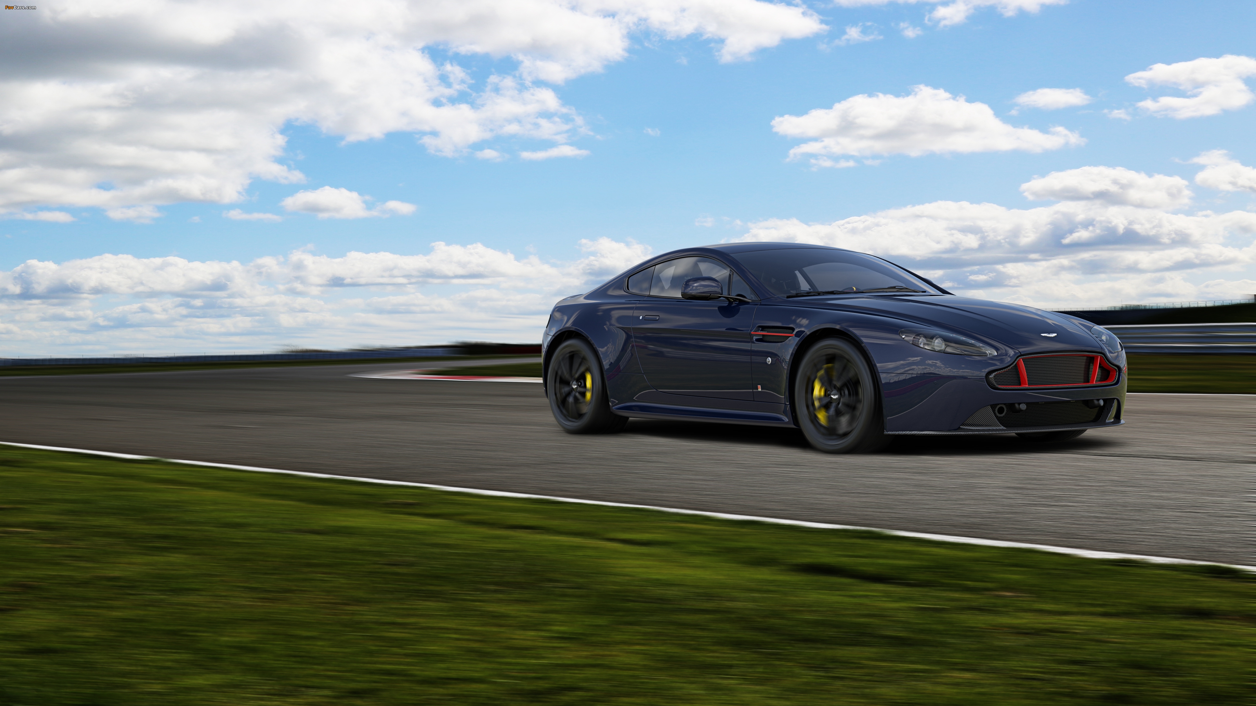 Images of Aston Martin V8 Vantage S 