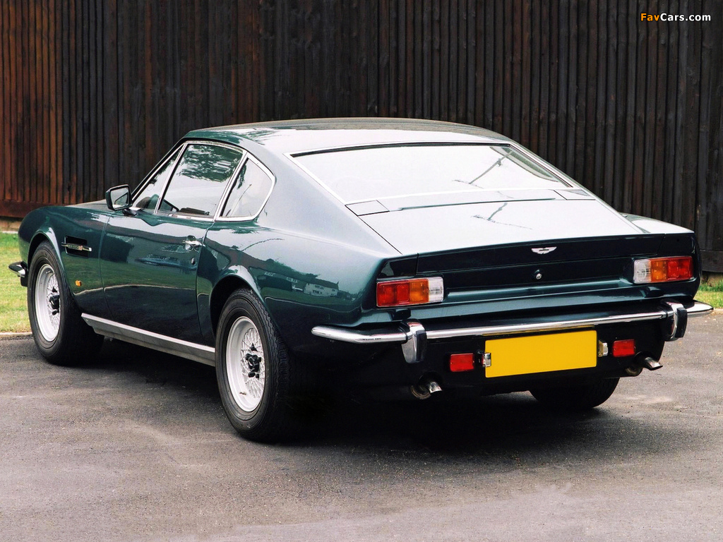 Photos of Aston Martin V8 Saloon (1972–1989) (1024 x 768)