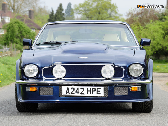Photos of Aston Martin V8 Vantage UK-spec (1977–1989) (640 x 480)