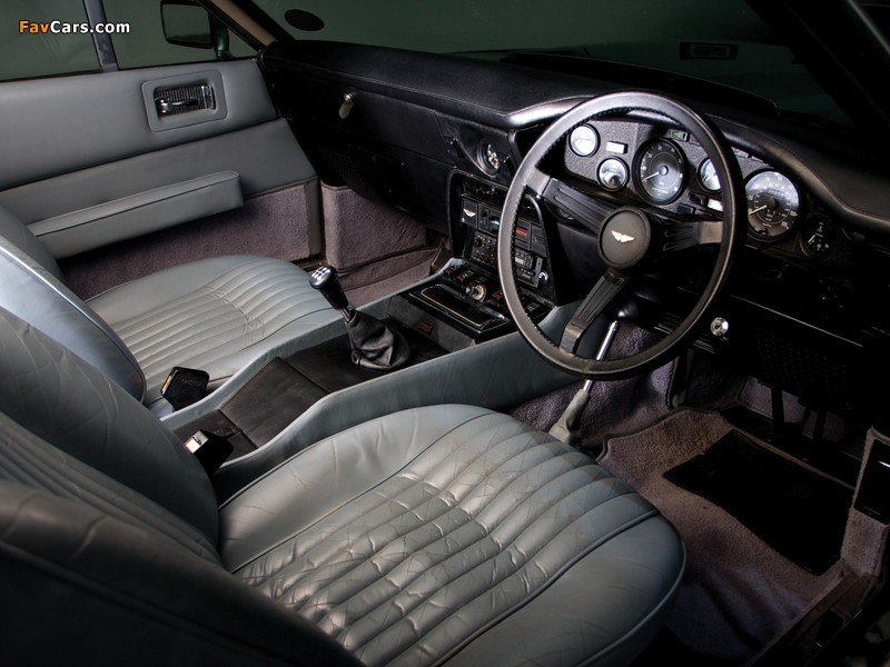 Photos of Aston Martin V8 Vantage UK-spec (1977–1989) (800 x 600)