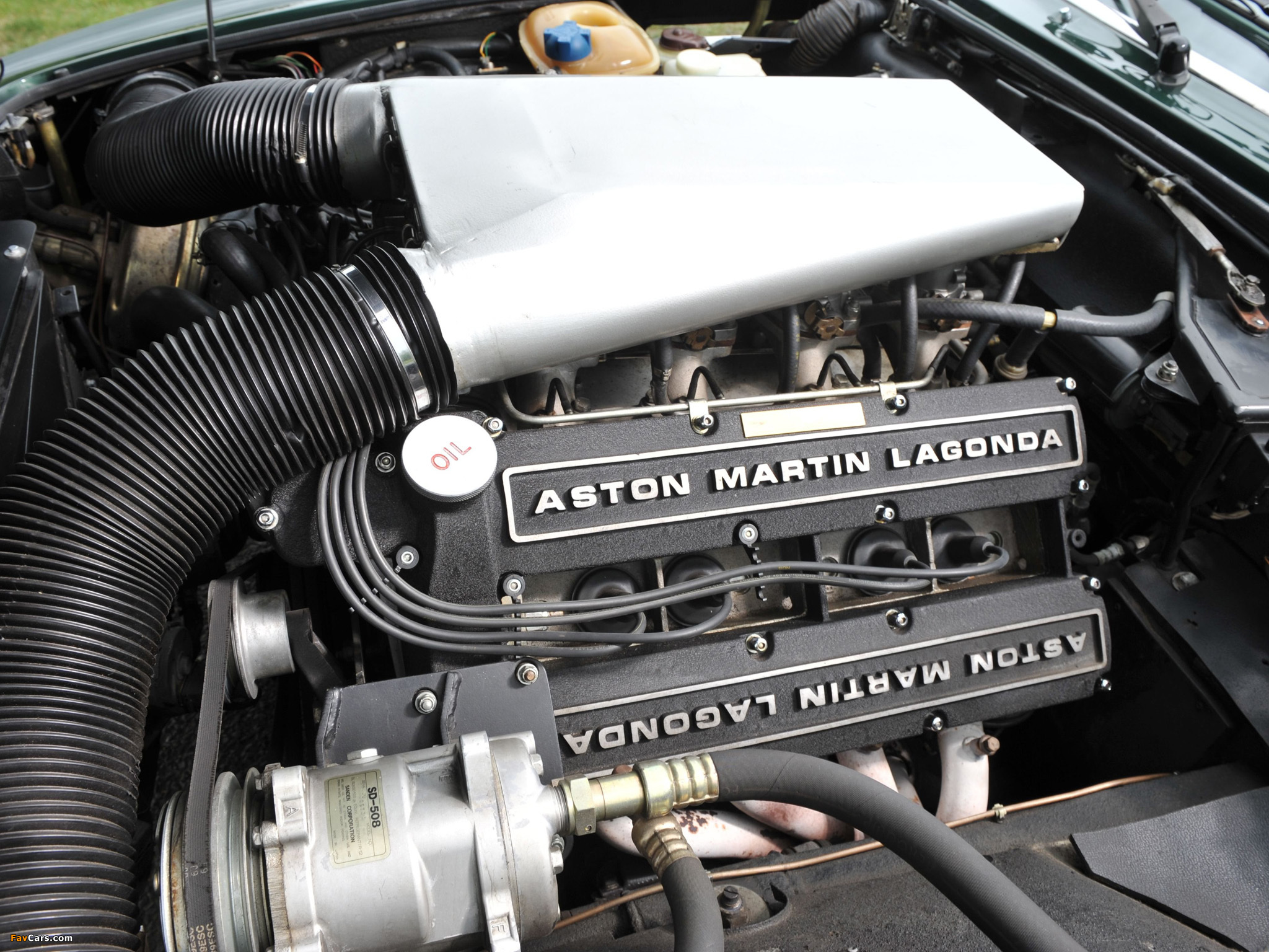 Photos of Aston Martin V8 Vantage Volante UK-spec (1984–1989) (2048 x 1536)