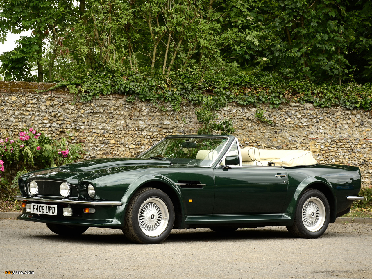 Photos of Aston Martin V8 Vantage Volante UK-spec (1984–1989) (1280 x 960)