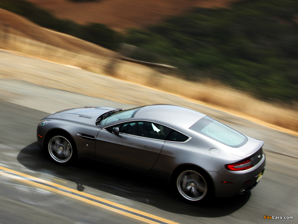 Photos of Aston Martin V8 Vantage US-spec (2008–2012) (1024 x 768)