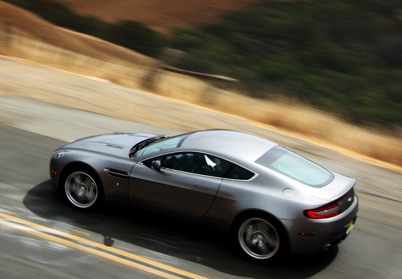 Photos of Aston Martin V8 Vantage US-spec (2008–2012)