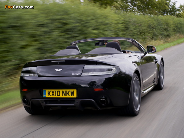 Photos of Aston Martin V8 Vantage N420 Roadster (2010) (640 x 480)