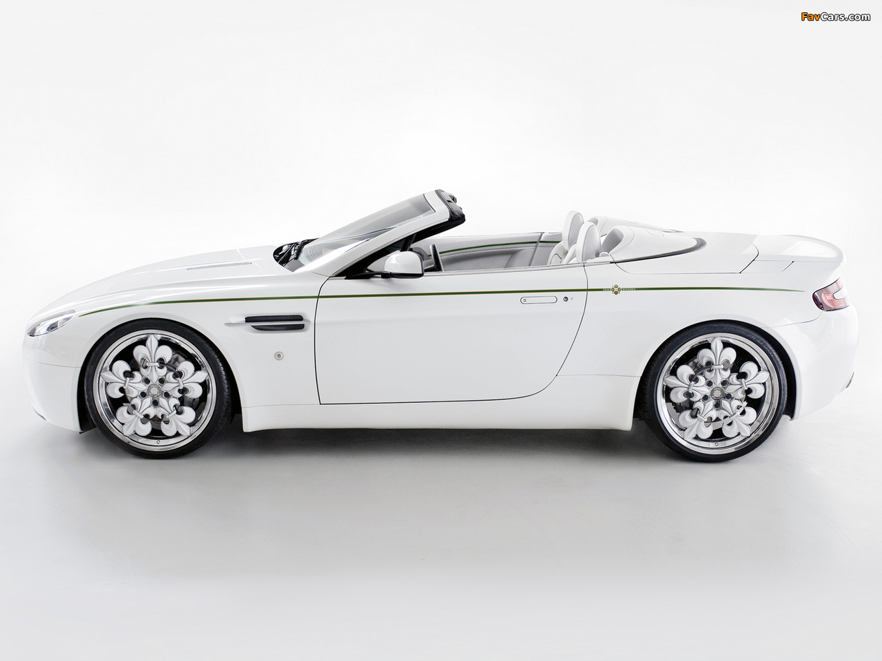 Photos of Graf Weckerle Aston Martin V8 Vantage Roadtser Blanc de Blancs (2010) (1280 x 960)