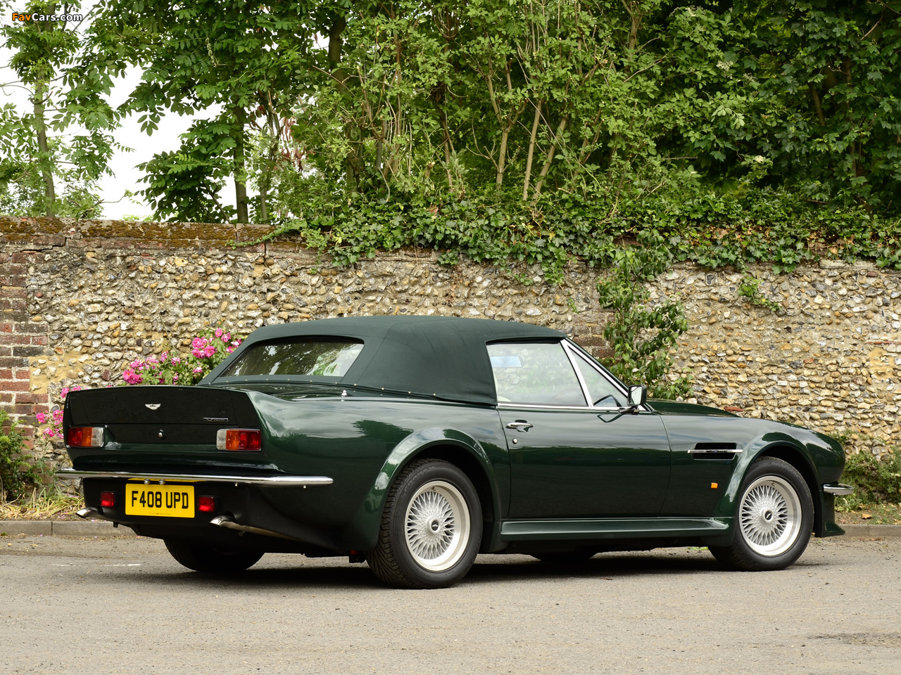 Photos of Aston Martin V8 Vantage Volante UK-spec (1984–1989) (1280 x 960)