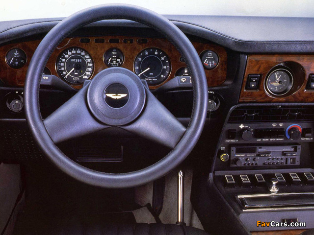 Pictures of Aston Martin V8 Vantage (1977–1989) (640 x 480)