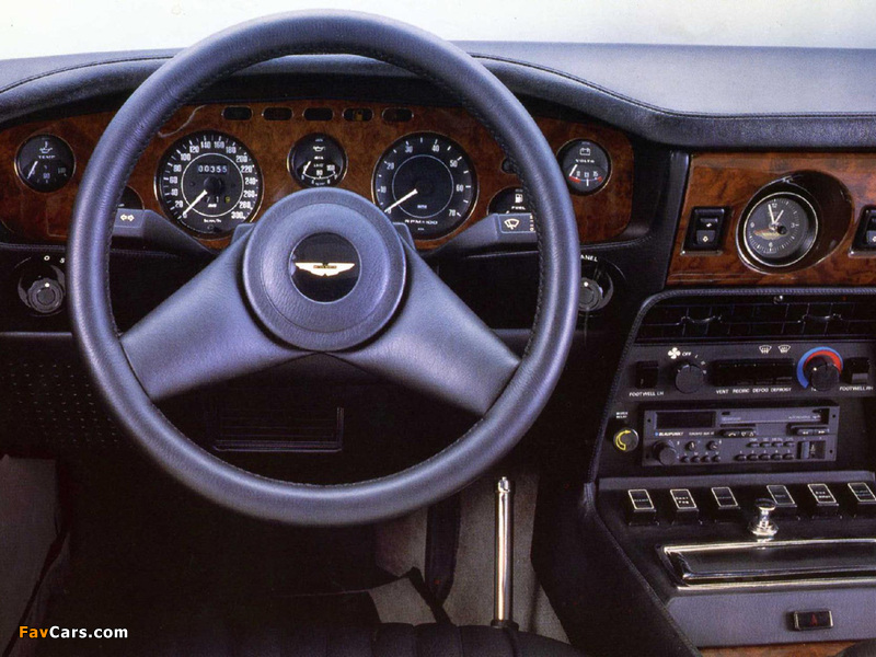 Pictures of Aston Martin V8 Vantage (1977–1989) (800 x 600)