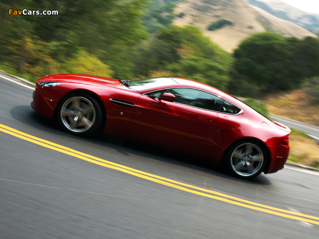 Pictures of Aston Martin V8 Vantage US-spec (2008–2012) (640 x 480)