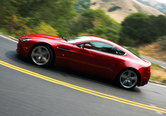 Pictures of Aston Martin V8 Vantage US-spec (2008–2012)