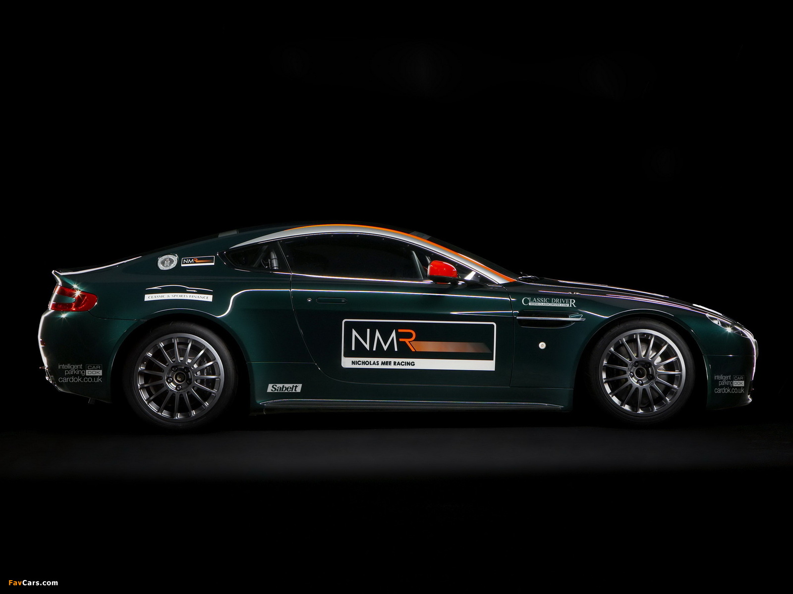 Pictures of Aston Martin V8 Vantage GT4 (2009–2010) (1600 x 1200)