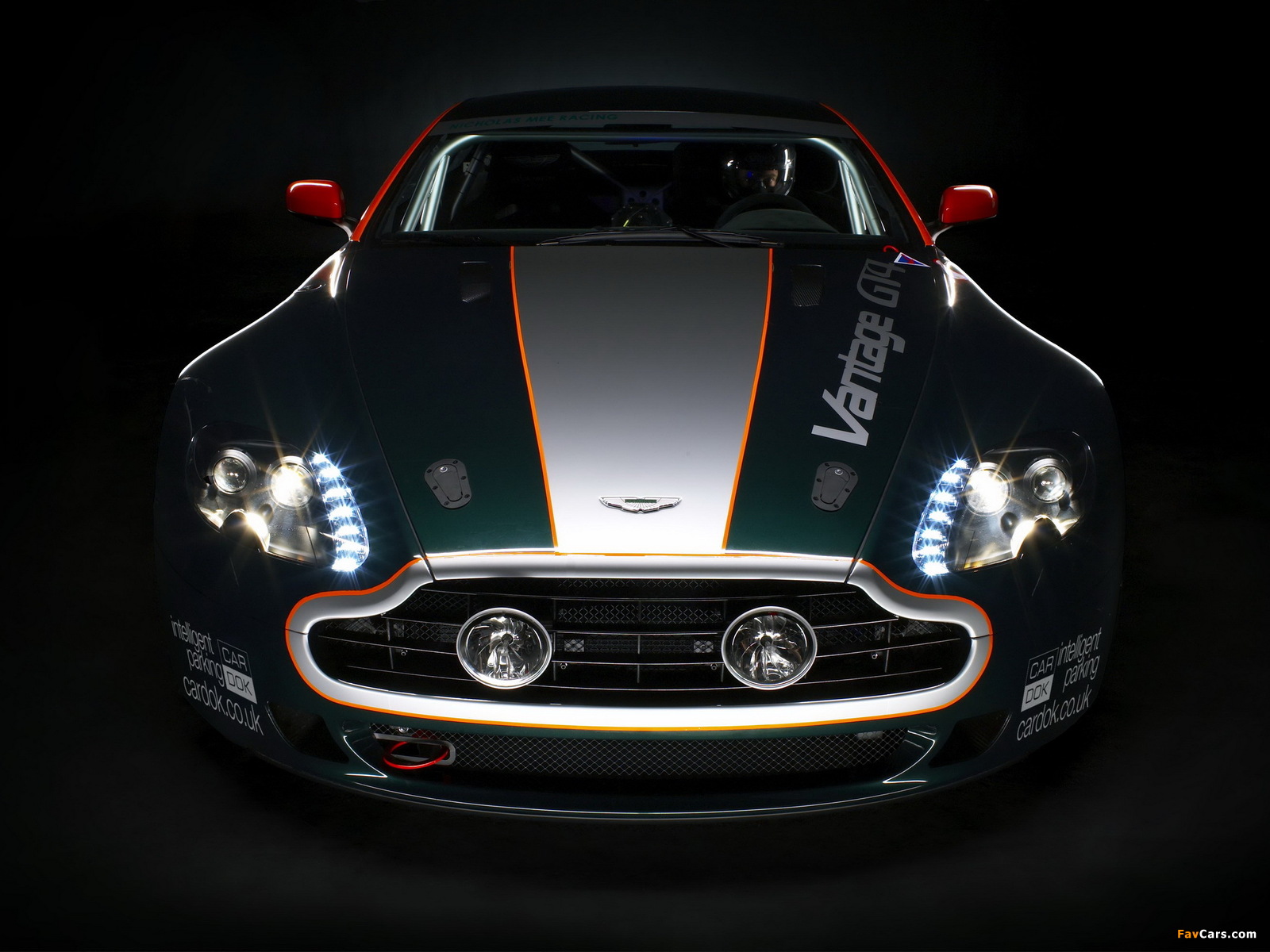 Aston Martin V8 Vantage GT4 (2009–2010) wallpapers (1600 x 1200)