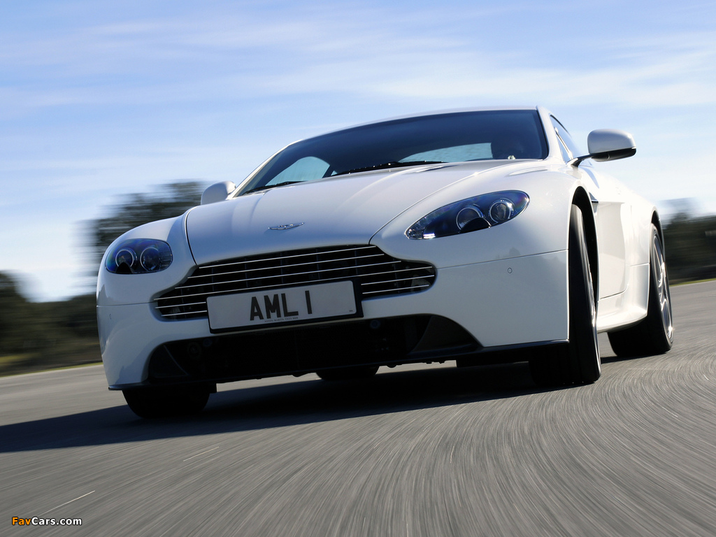 Aston Martin V8 Vantage S (2011) wallpapers (1024 x 768)