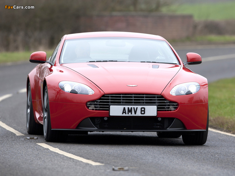 Aston Martin V8 Vantage UK-spec (2012) wallpapers (800 x 600)