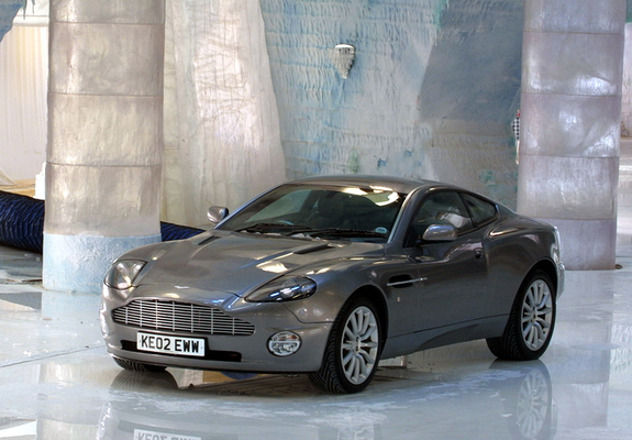 Aston Martin V12 Vanquish 007 Die Another Day (2002) wallpapers