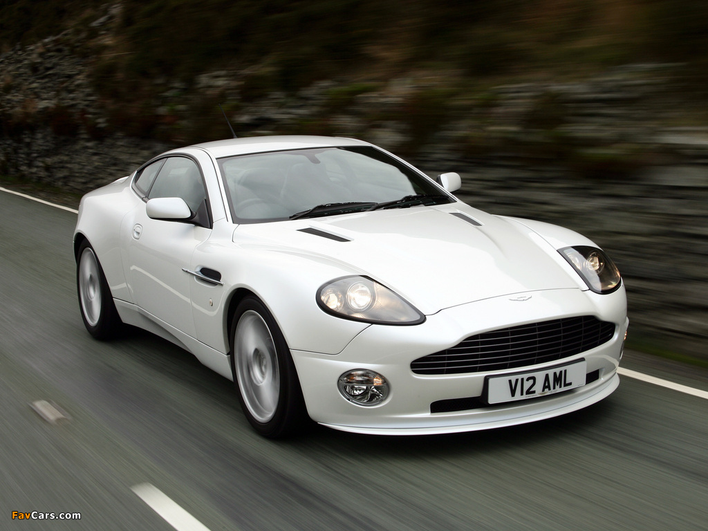 Images of Aston Martin V12 Vanquish S (2004–2007) (1024 x 768)