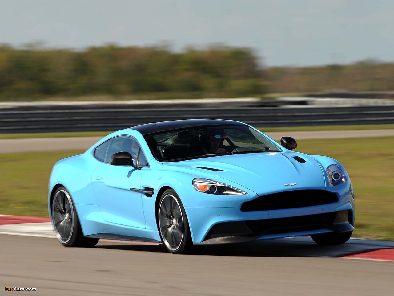 Photos of Aston Martin Vanquish US-spec 2012 (1280 x 960)