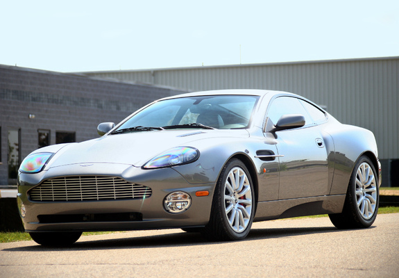 Pictures of Aston Martin V12 Vanquish US-spec (2001–2006)