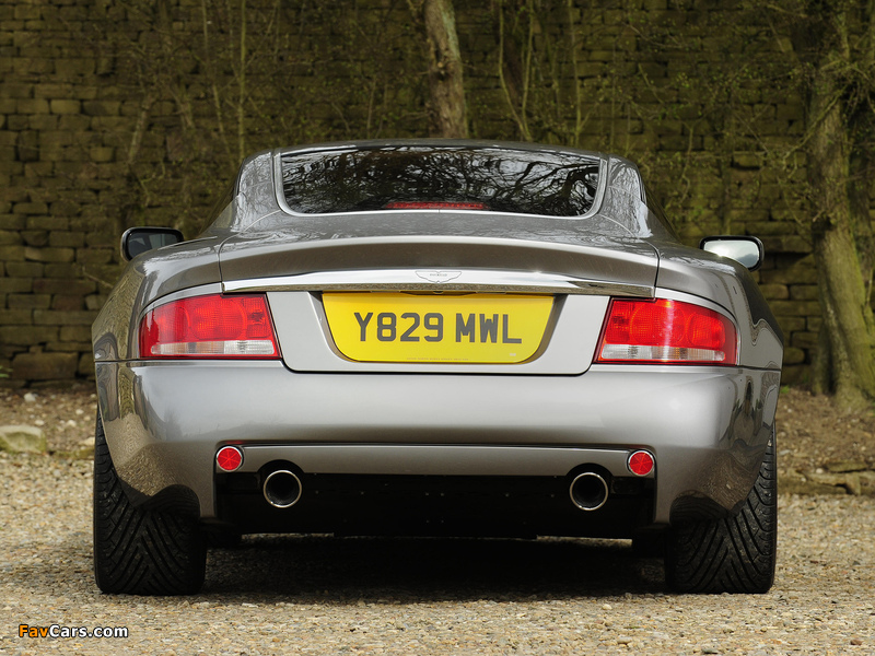 Aston Martin V12 Vanquish UK-spec (2001–2006) wallpapers (800 x 600)
