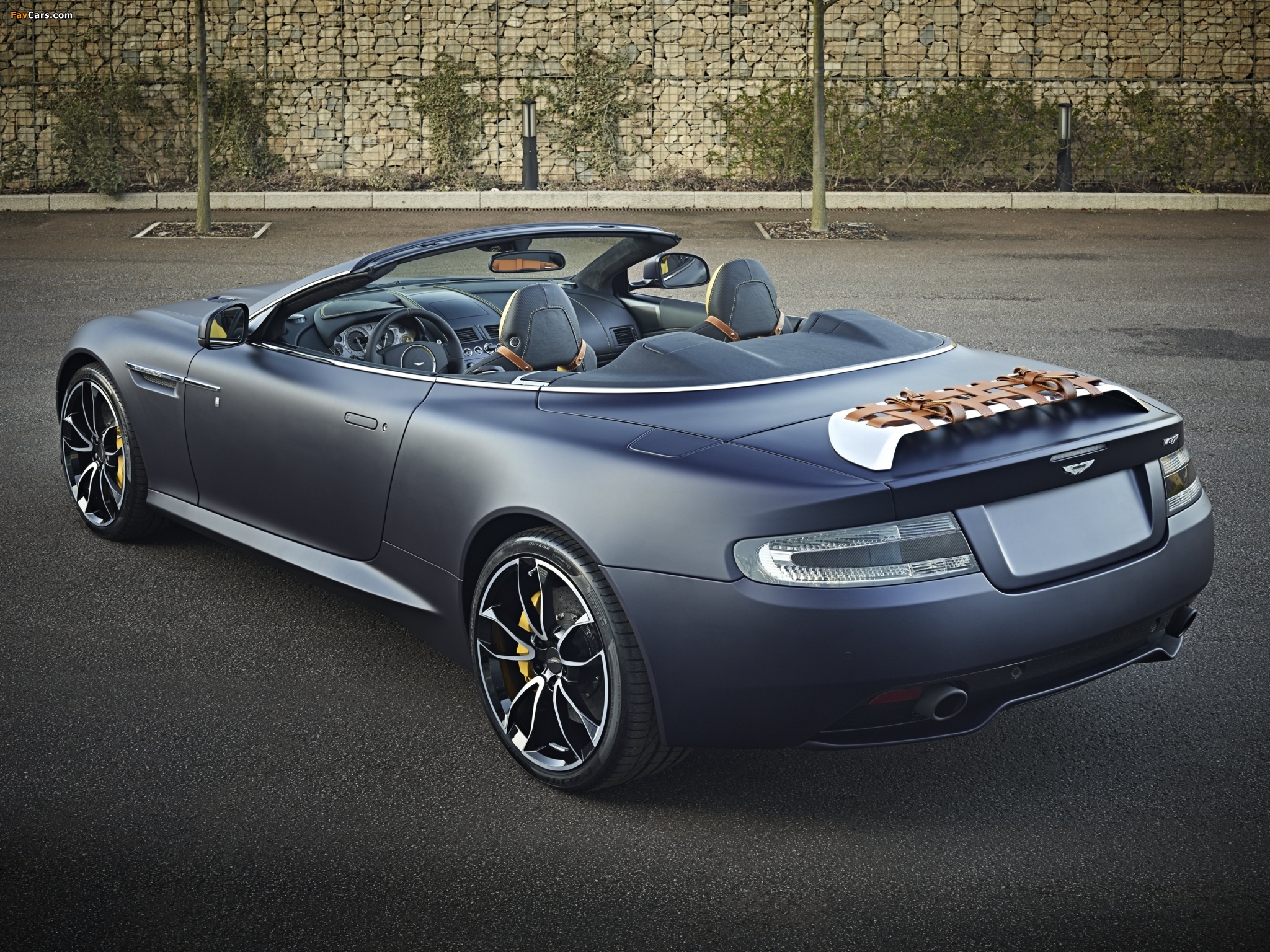 Aston Martin Virage Volante (2011–2012) pictures (2048 x 1536)
