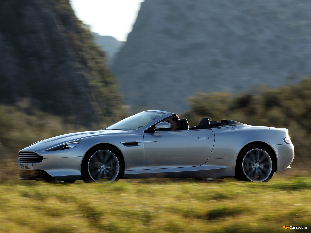 Aston Martin Virage Volante (2011–2012) photos (1280 x 960)