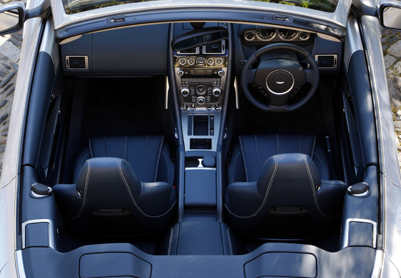 Photos of Aston Martin Virage Volante (2011–2012)