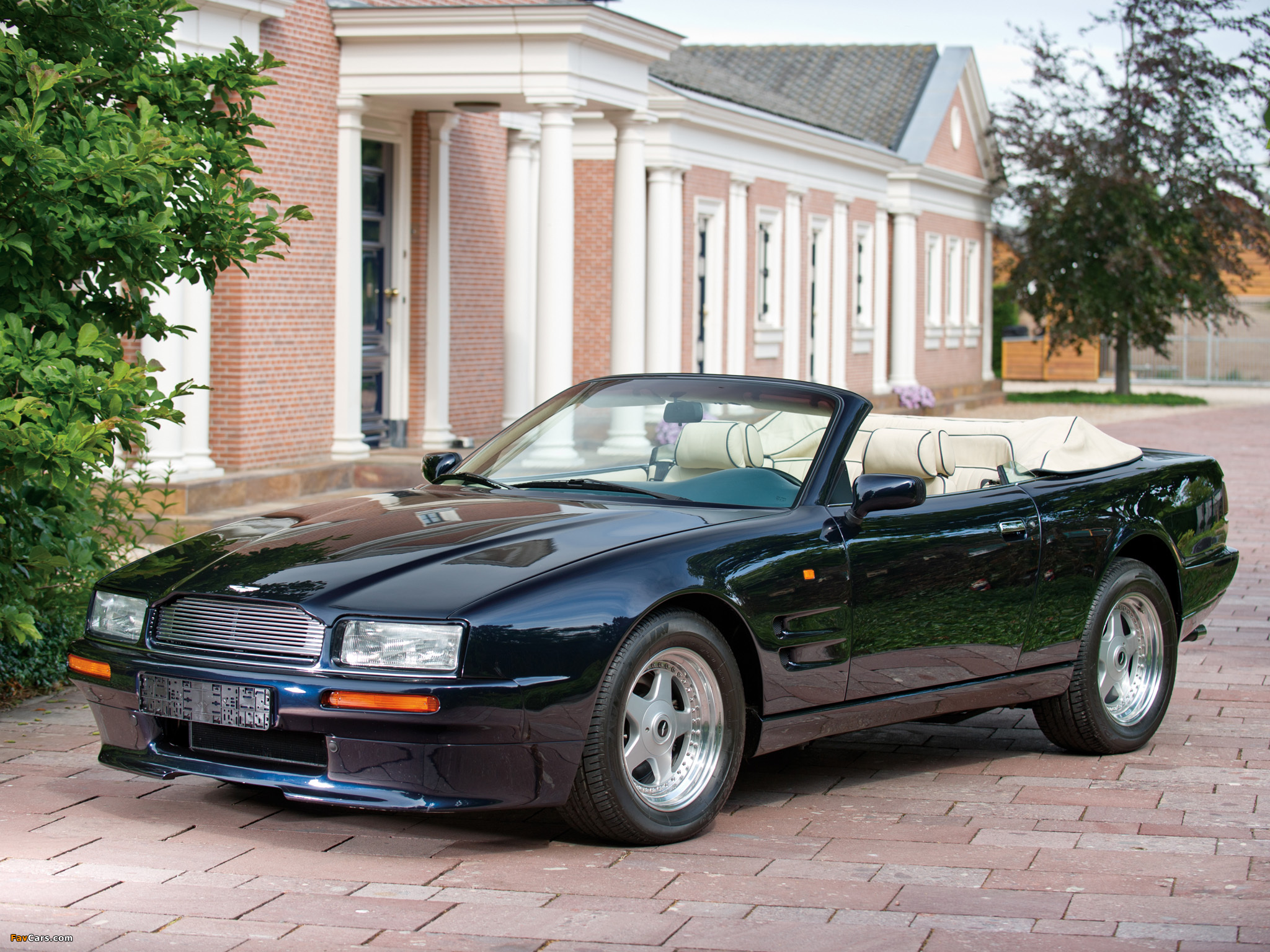 Pictures of Aston Martin Virage Volante (1992–1996) (2048 x 1536)