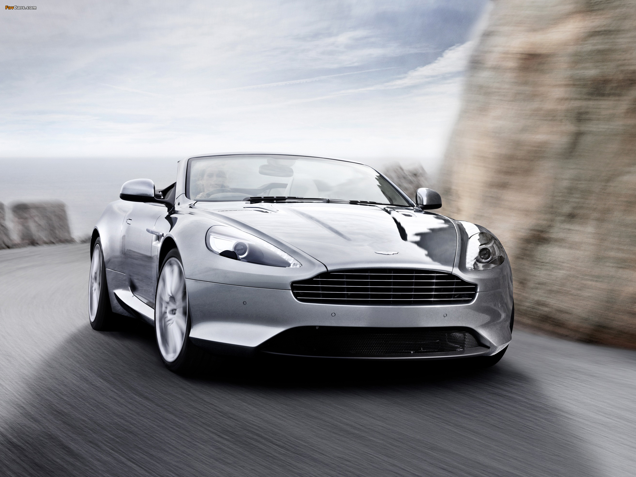 Aston Martin Virage Volante (2011–2012) wallpapers (2048 x 1536)