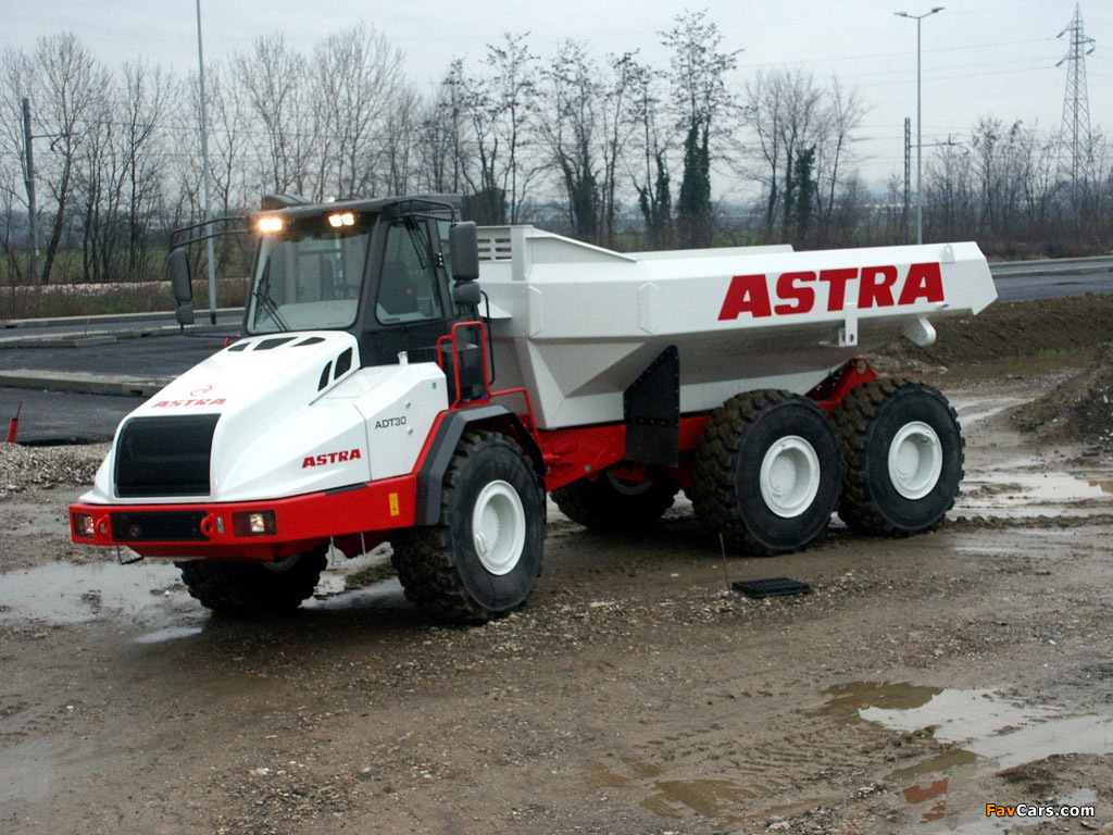 Images of Astra ADT30 (2000) (1024 x 768)