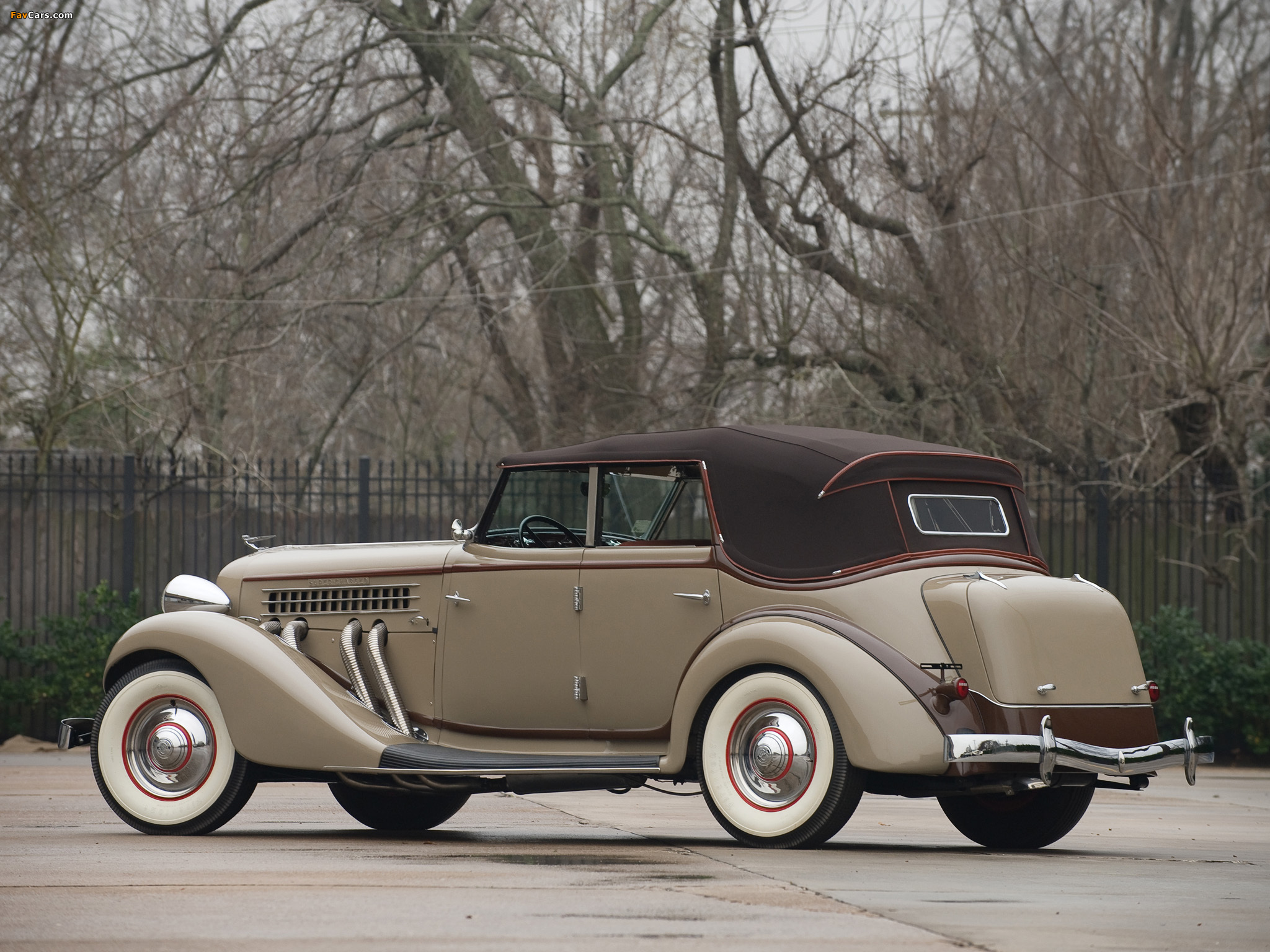 Images of Auburn 851 SC Convertible Sedan (1935) (2048 x 1536)