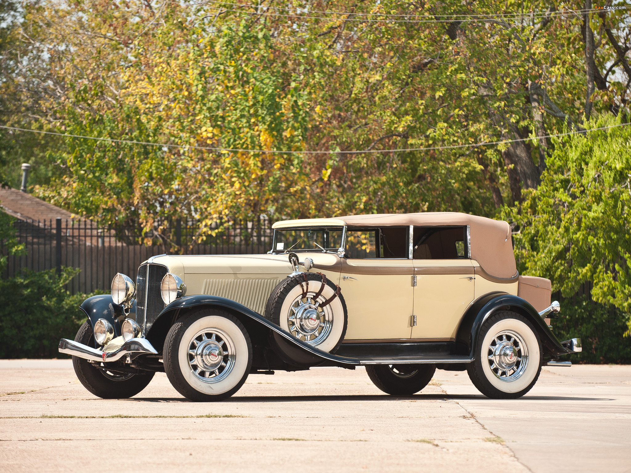 Auburn 8-105 Convertible Sedan (1933) images (2048 x 1536)