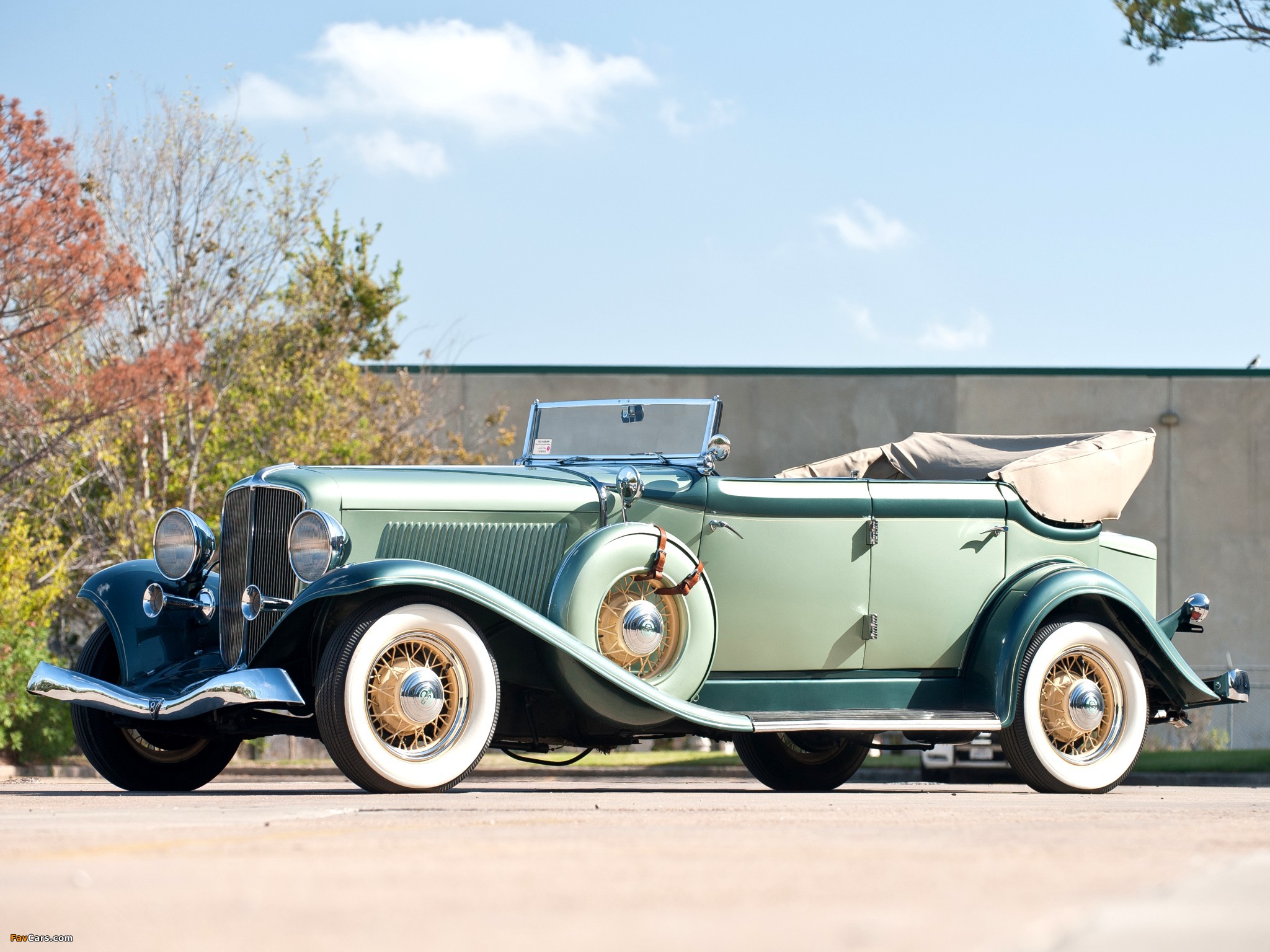 Auburn 8-105 Convertible Sedan (1933) photos (2048 x 1536)