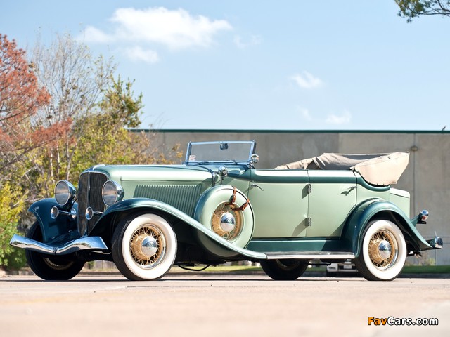Auburn 8-105 Convertible Sedan (1933) photos (640 x 480)