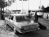 Audi 100 LS US-spec C1 (1968–1973) images