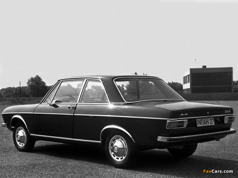 Audi 100 LS 2-door US-spec C1 (1968–1976) pictures (800 x 600)