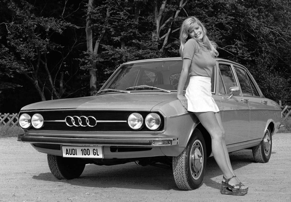 Audi 100 C1 (1973–1976) pictures