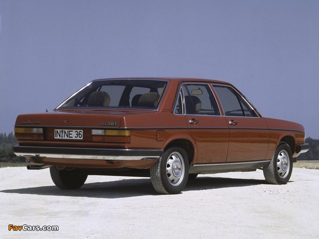 Audi 100 5D C2 (1977–1982) images (640 x 480)